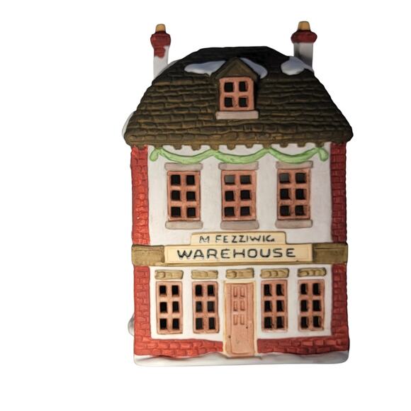 Vintage Christmas Village M. Fezziwig’s Warehouse – Dickens Collectible - Picture 7 of 10